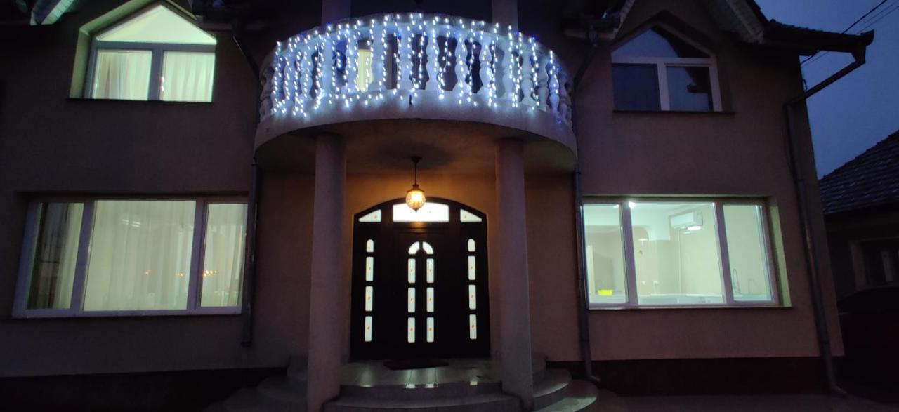 Hotel Casa Blanco Oradea Zewnętrze zdjęcie