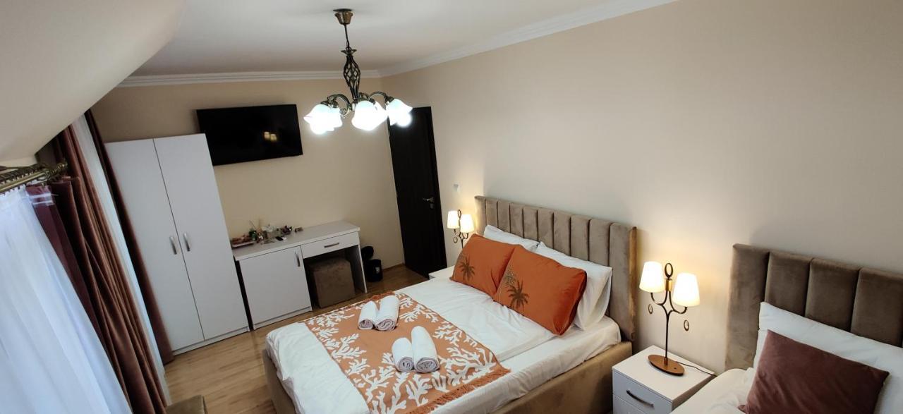 Hotel Casa Blanco Oradea Zewnętrze zdjęcie