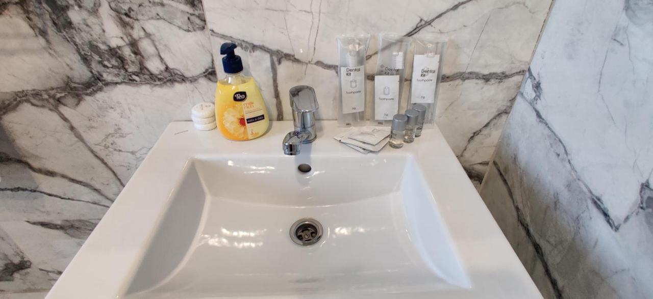 Hotel Casa Blanco Oradea Zewnętrze zdjęcie