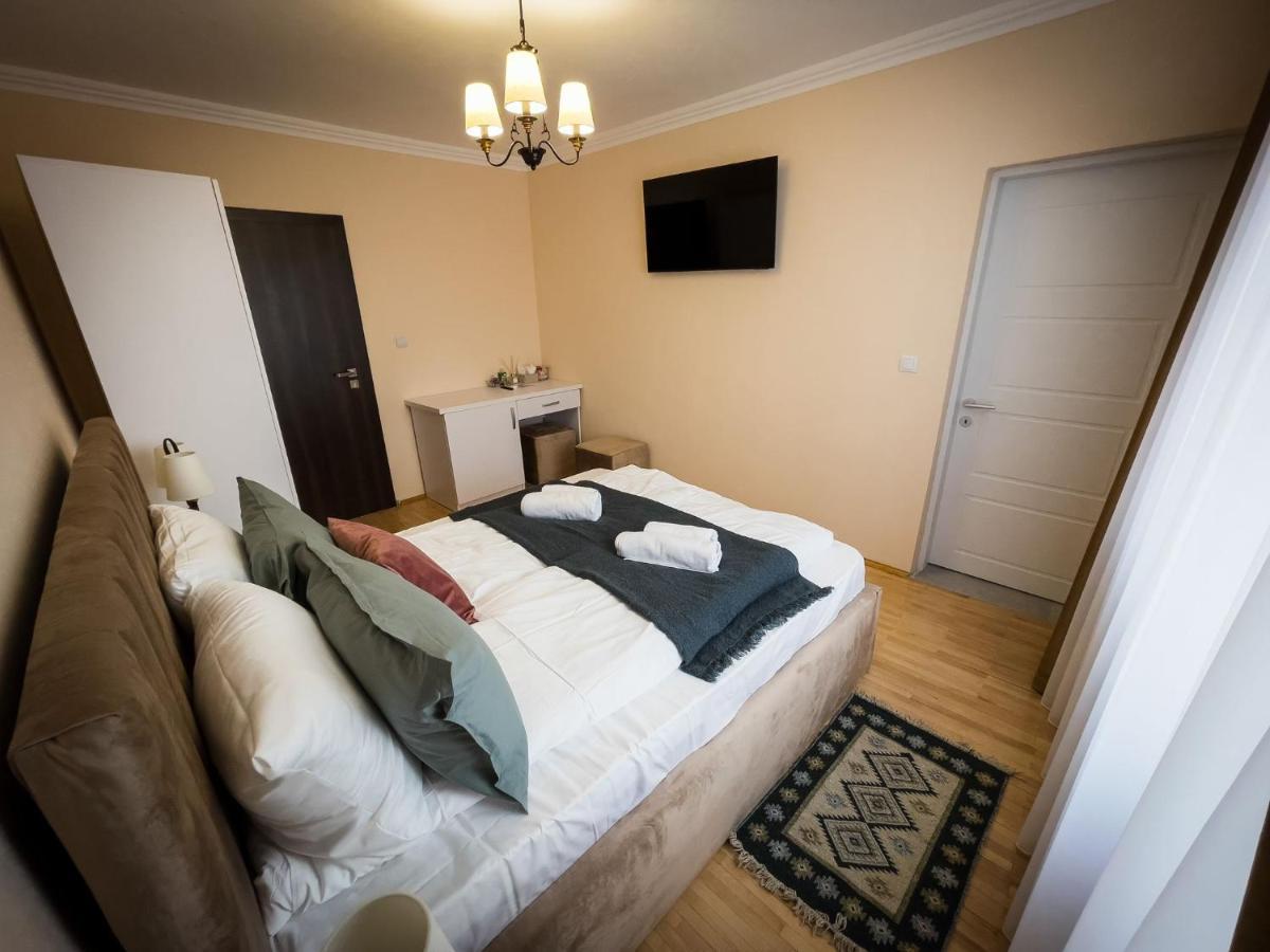 Hotel Casa Blanco Oradea Zewnętrze zdjęcie