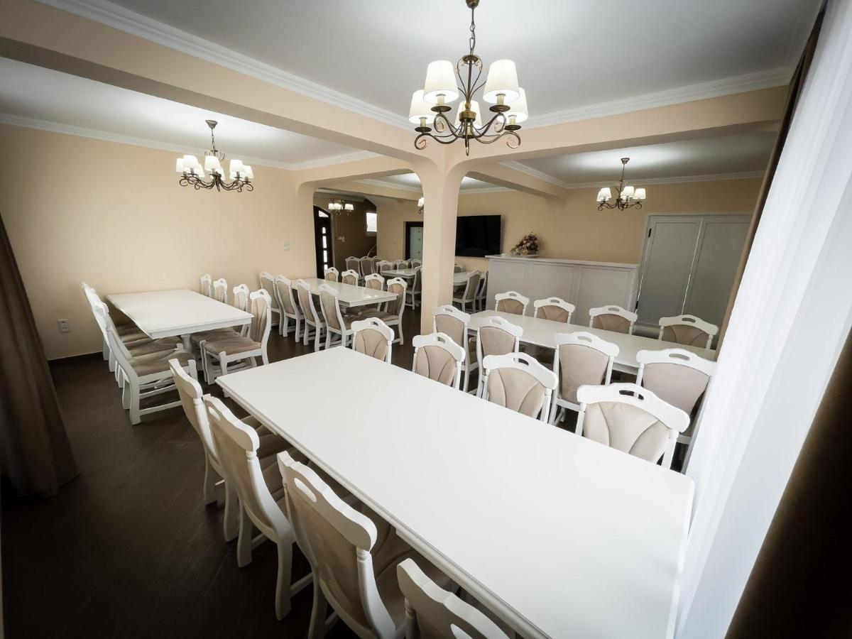 Hotel Casa Blanco Oradea Zewnętrze zdjęcie